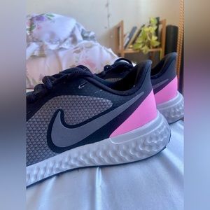 NEW - Nike Revolution 5 Women’s Running Shoes